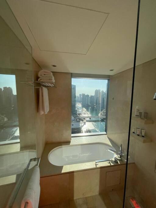 Jw Marriott Hotel Marina Residence Dubai Exterior photo